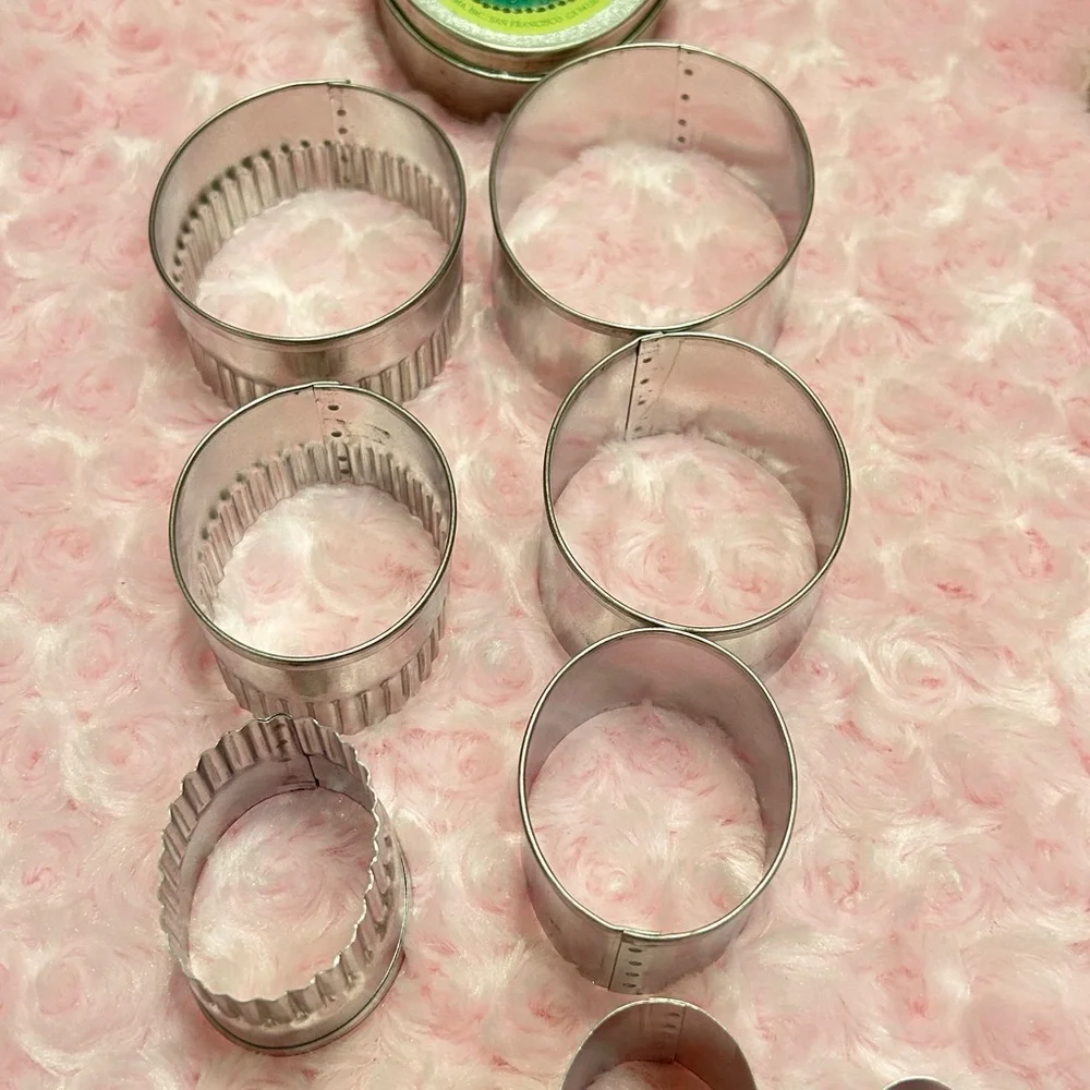 Vintage Williams Sonoma egg-shaped Oval cutters.